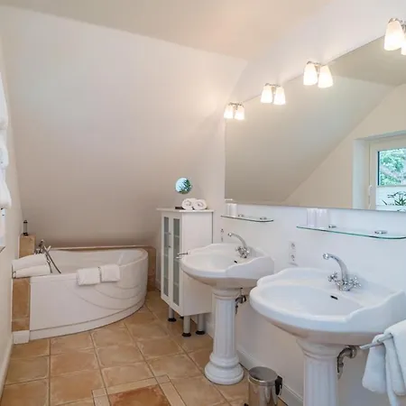 Söns Hüs Semesterbostad Munkmarsch