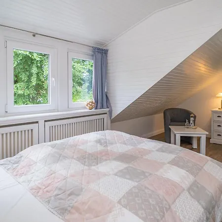 Semesterbostad Söns Hüs Munkmarsch