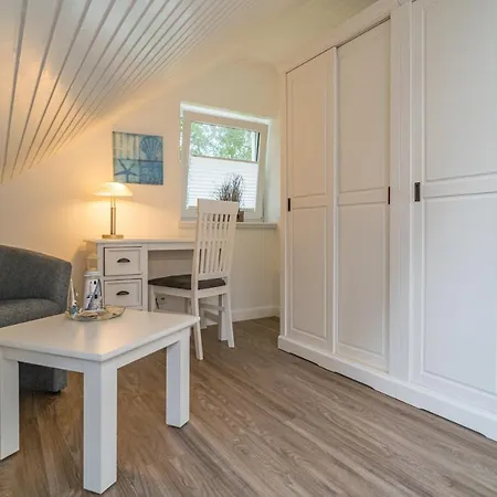 Semesterbostad Söns Hüs Munkmarsch